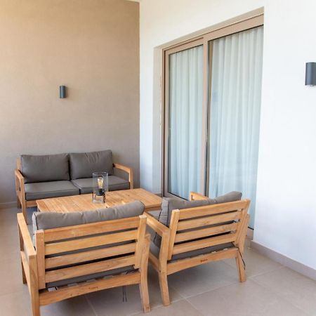 Kaiser Luxury Suites Achilleion Exterior photo