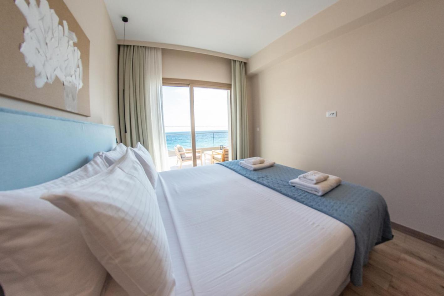 Kaiser Luxury Suites Achilleion Exterior photo