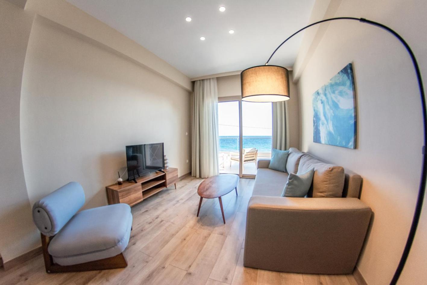 Kaiser Luxury Suites Achilleion Exterior photo