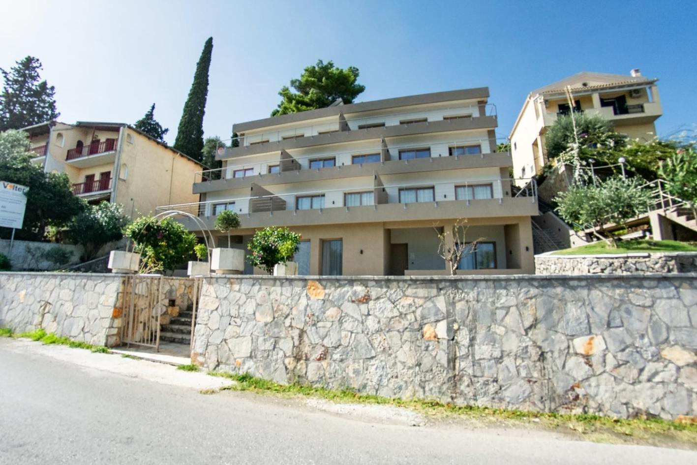 Kaiser Luxury Suites Achilleion Exterior photo