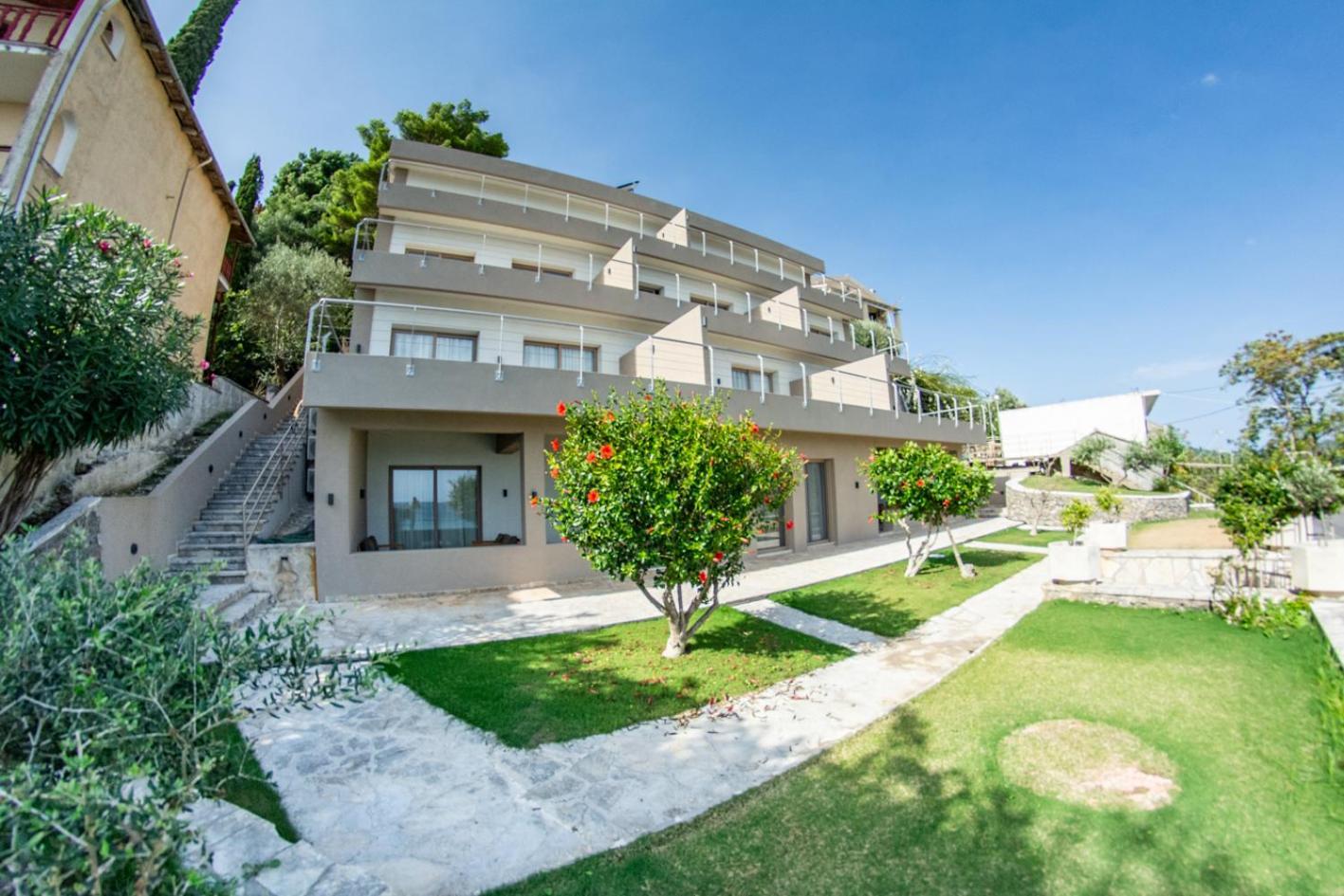 Kaiser Luxury Suites Achilleion Exterior photo
